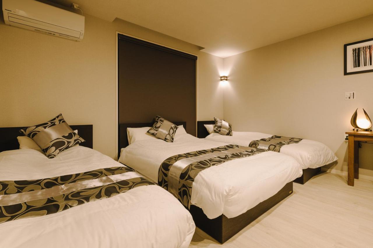 Grand Base Karatsu Ekiminami Lejlighedshotel Eksteriør billede